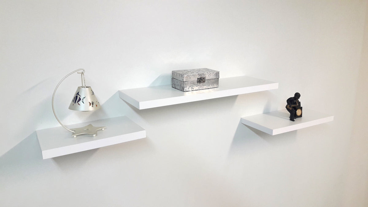 Balda pared Blanca 30-100 x 15/20/25 x 2.5 cm con herraje oculto. - Henor Mobiliario