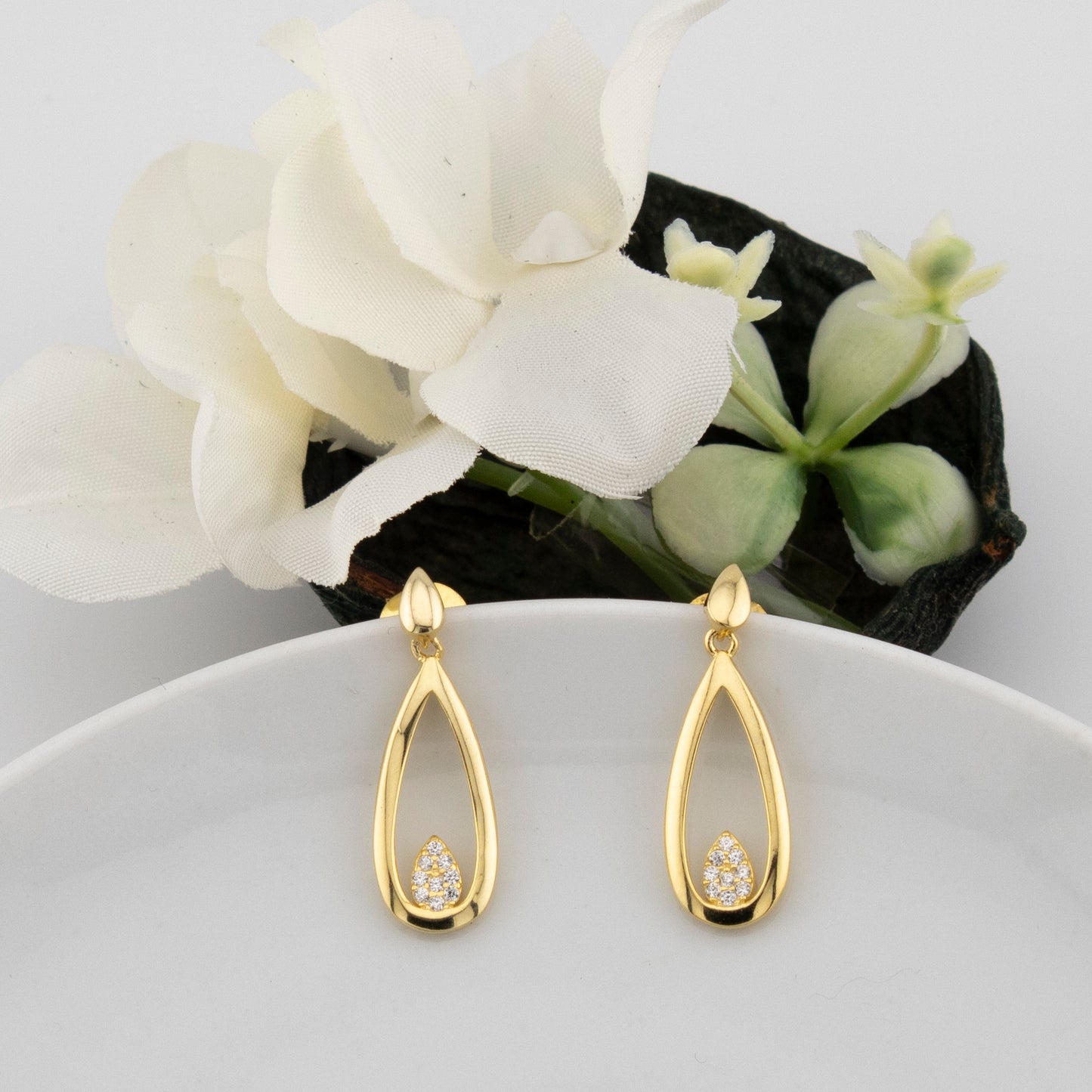 Pendientes dos cuerpos con forma de gota en Plata de Ley 925 bañado Oro 18K. PD2316144O - Henor