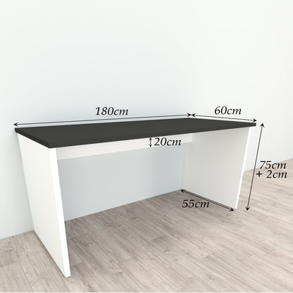 Bürotisch aus Holz mit Nivellierern, 100/115 x 60 x 75 cm, weiß.