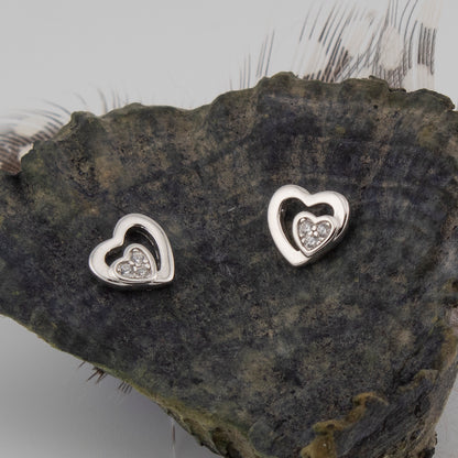 Pendientes doble corazón En fina Plata de Ley S925 con Baño Rodio y Zirconita PD2316473R - Henor