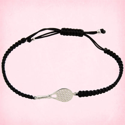 Paddelarmband aus schwarzem Makramee. S925-Sterlingsilber. Natürliches Finish und handpoliert. Schlaufenverschluss PS3315870N
