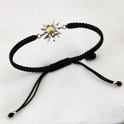 Talisman-Armband aus schwarzem Makramee. S925-Sterlingsilber, natürliches Finish und 18-karätige Vergoldung. handpoliert. PS3316405N
