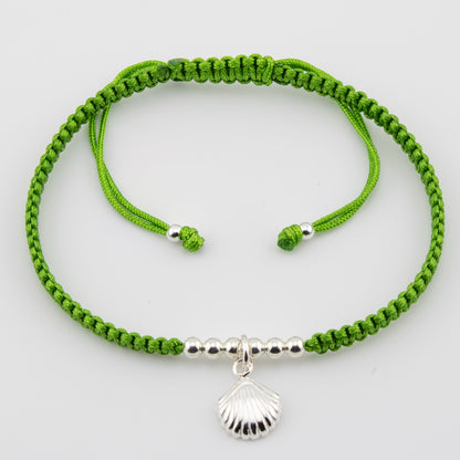 Muschelarmband aus grünem Makramee. S925-Sterlingsilber. Natürliches Finish und handpoliert. PS3316605V