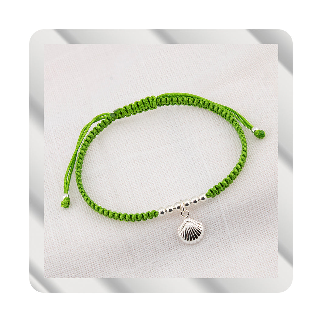 Pulsera Concha en Macramé Verde. Plata de Ley S925 acabado Natural y pulida a mano. PS3316605V