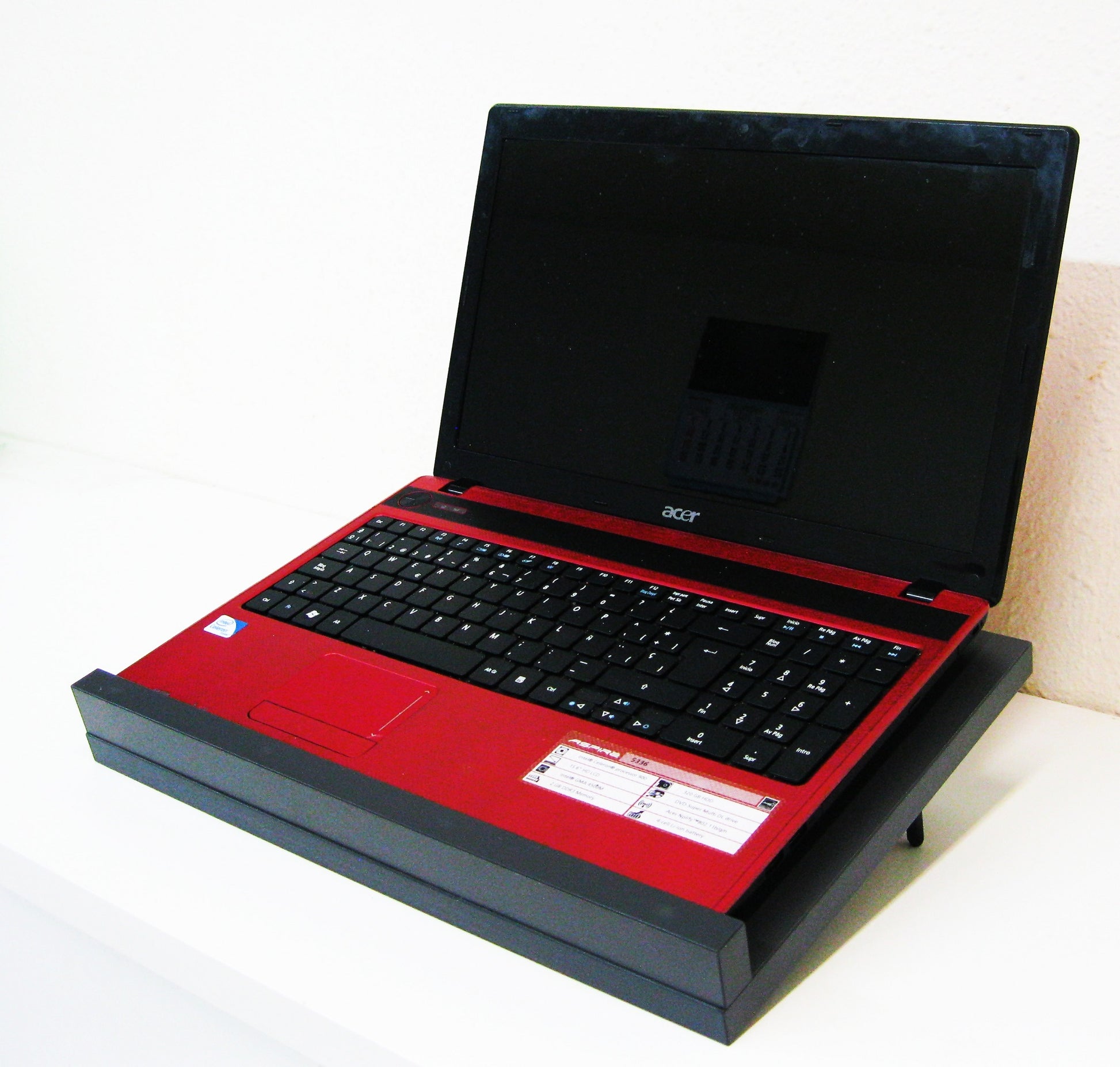 Support incliné de bureau en bois pour ordinateur portable, tablette ou lecture. Réglable sur 3 hauteurs - Henor  Mobiliario